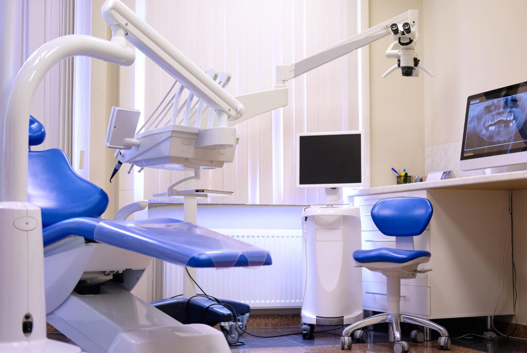 7 Essential Dental Equipment for Your Practice