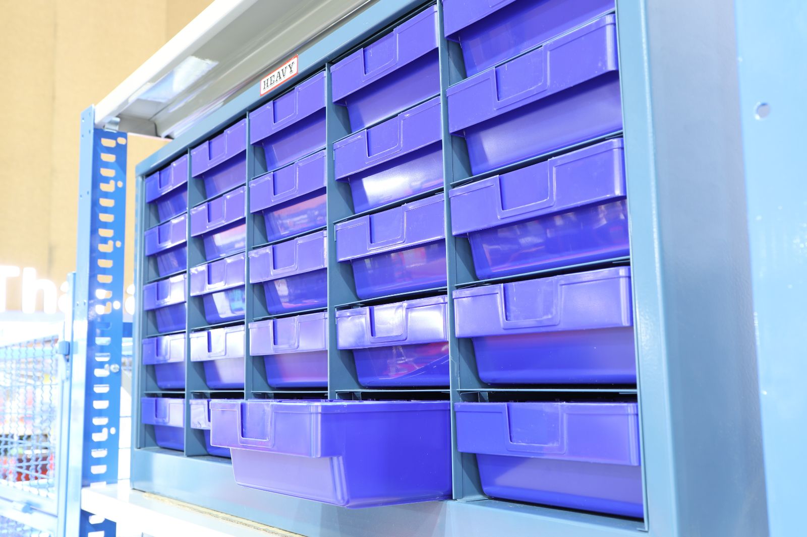Expert Tips on Choosing the Ideal Medical Storage Solutions for Your Healthcare Facility