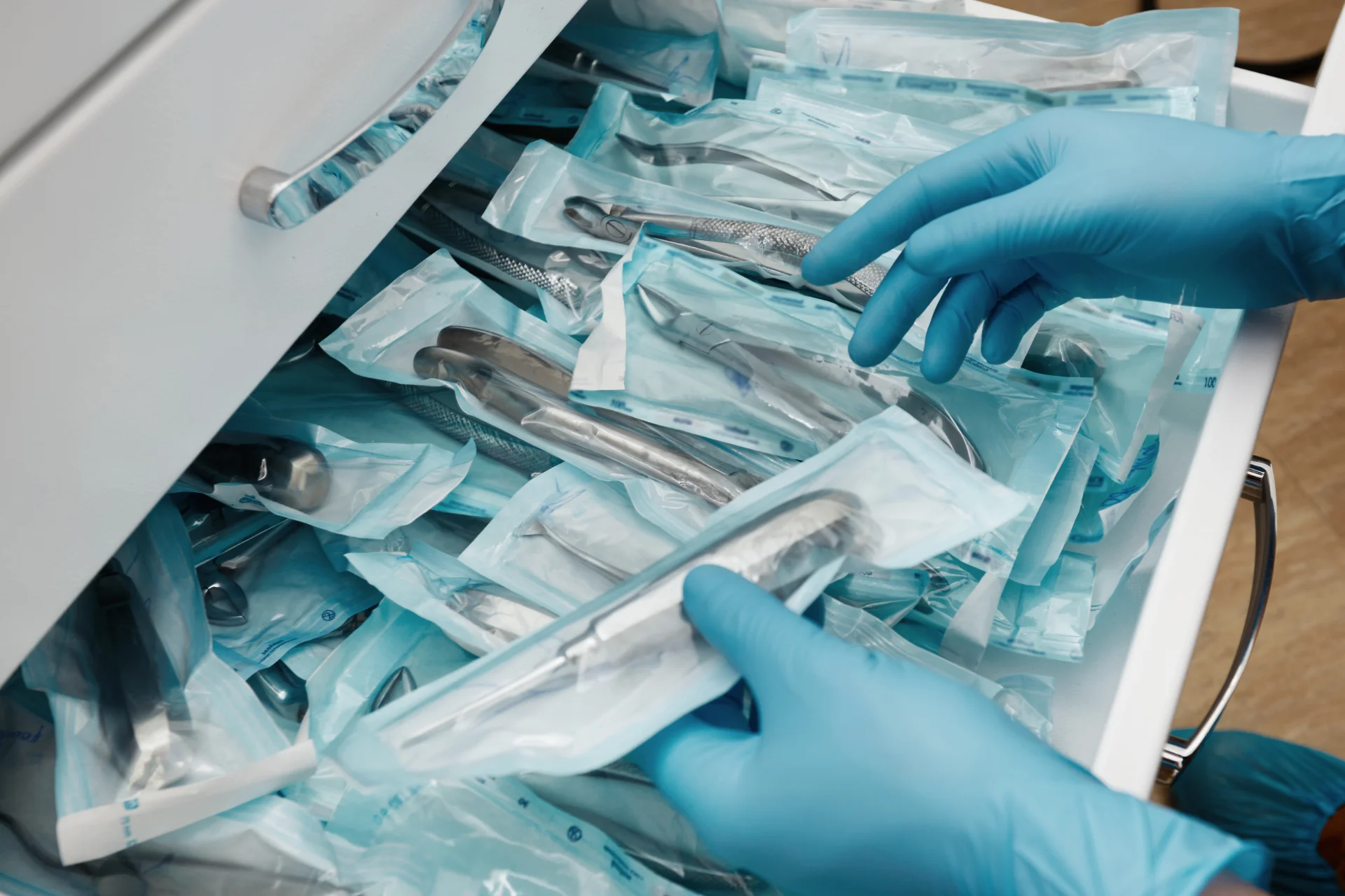 Solving Odour Issues in Hospital Cupboards